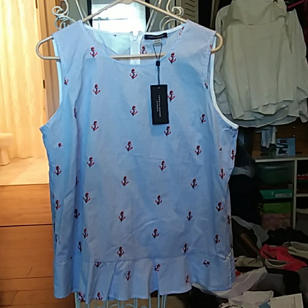 Tommy Hilfiger top